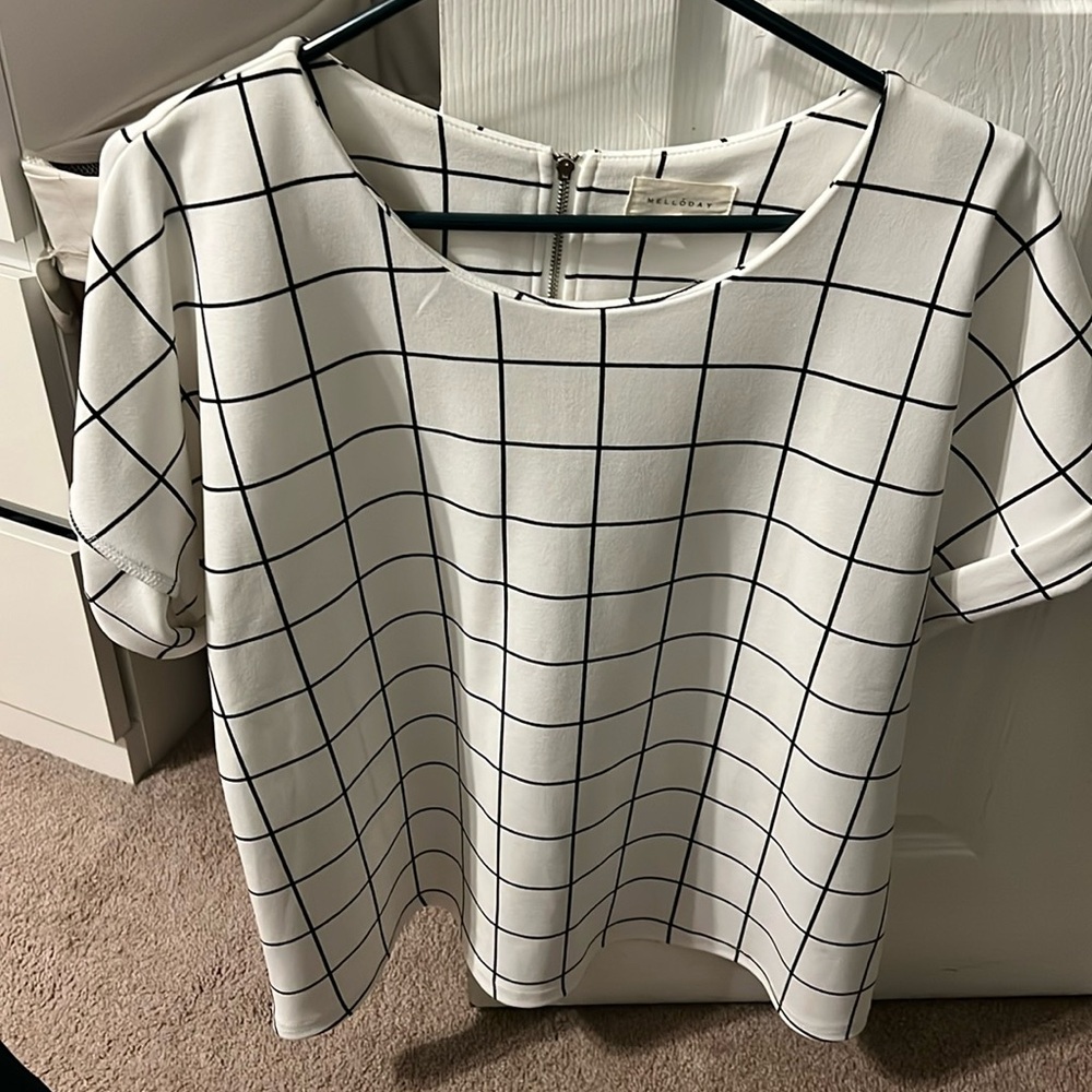 Zipper Detail Top